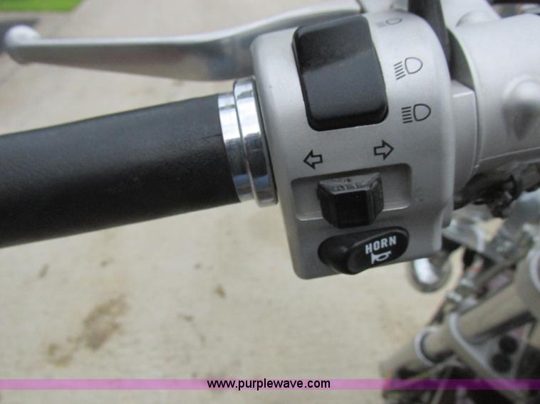 image for item CC9272 2006 Victory Touring motorcycle