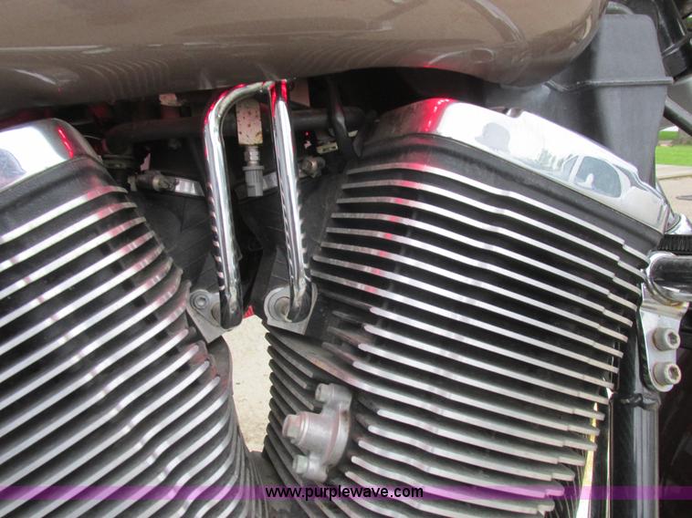 image for item CC9272 2006 Victory Touring motorcycle