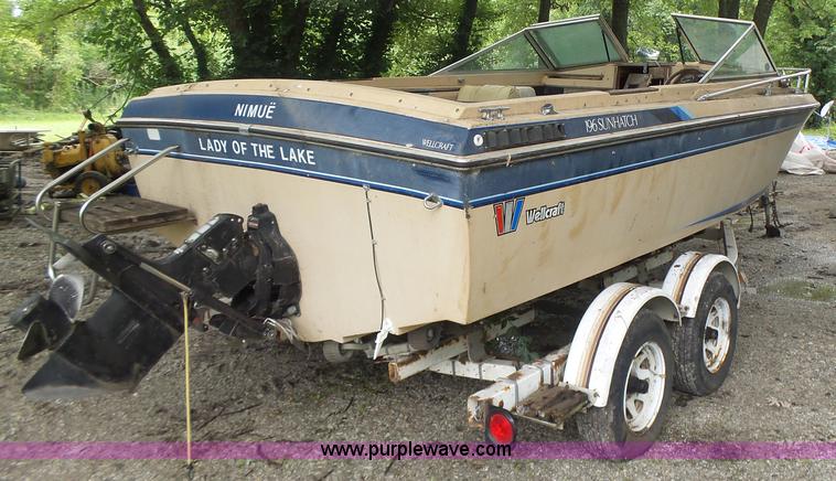 image for item CC9276 1982 Wellcraft 196 Sunhatch boat