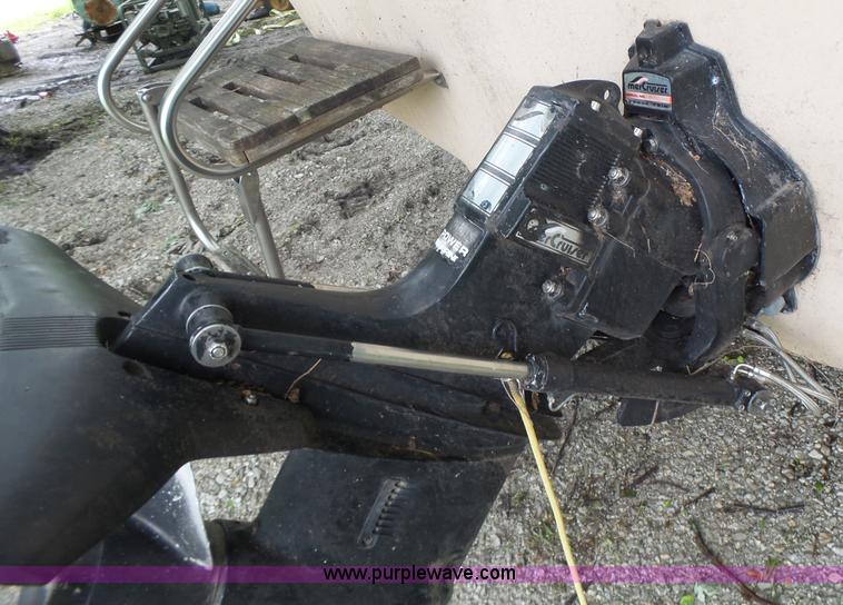 image for item CC9276 1982 Wellcraft 196 Sunhatch boat