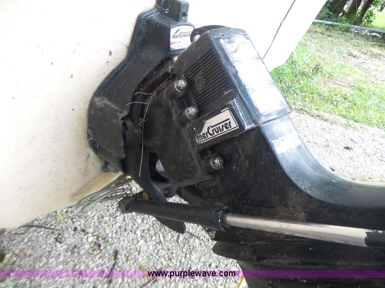 image for item CC9276 1982 Wellcraft 196 Sunhatch boat