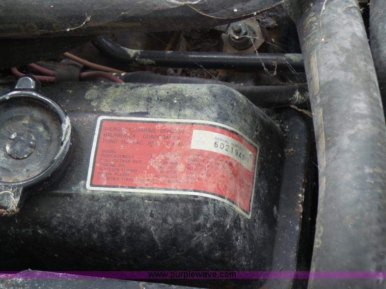 image for item CC9276 1982 Wellcraft 196 Sunhatch boat