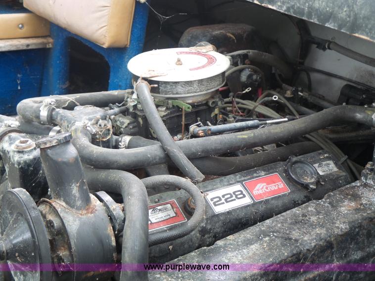 image for item CC9276 1982 Wellcraft 196 Sunhatch boat