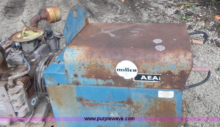 image for item CC9278 Miller AEAD-200LE welder