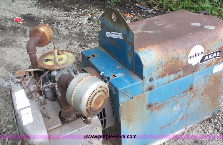 image for item CC9278 Miller AEAD-200LE welder