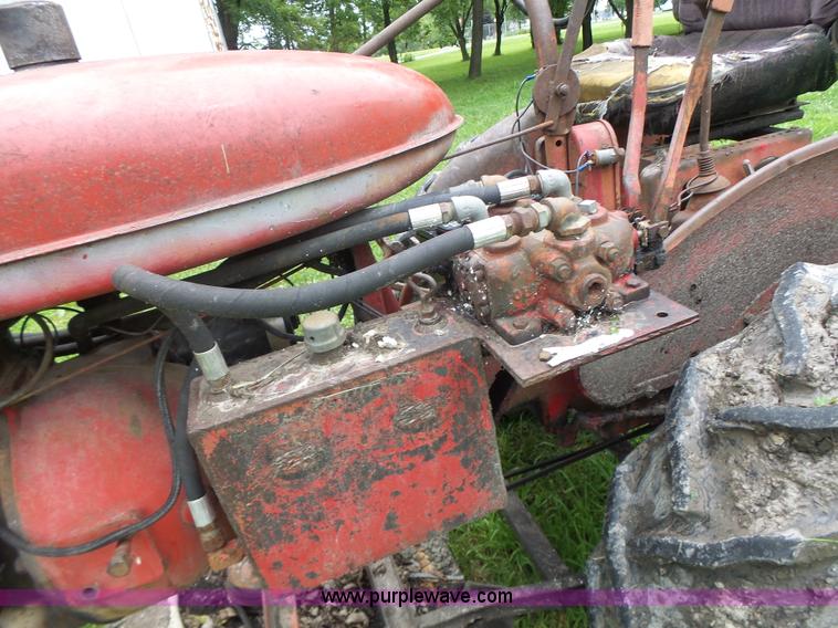 image for item CC9280 Farmall tractor