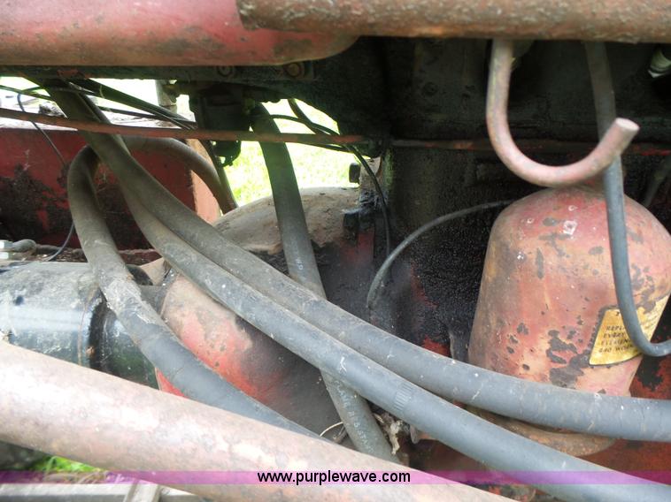 image for item CC9280 Farmall tractor