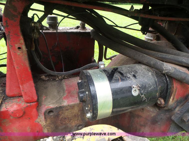 image for item CC9280 Farmall tractor