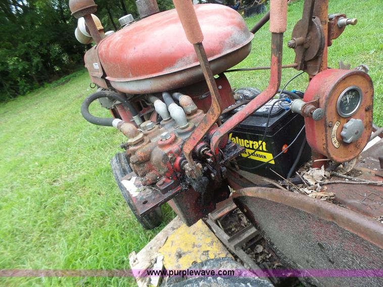 image for item CC9280 Farmall tractor