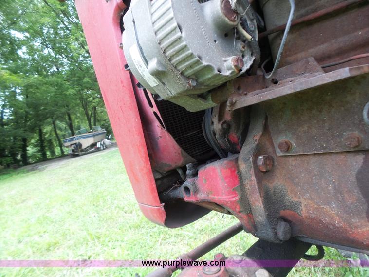 image for item CC9280 Farmall tractor