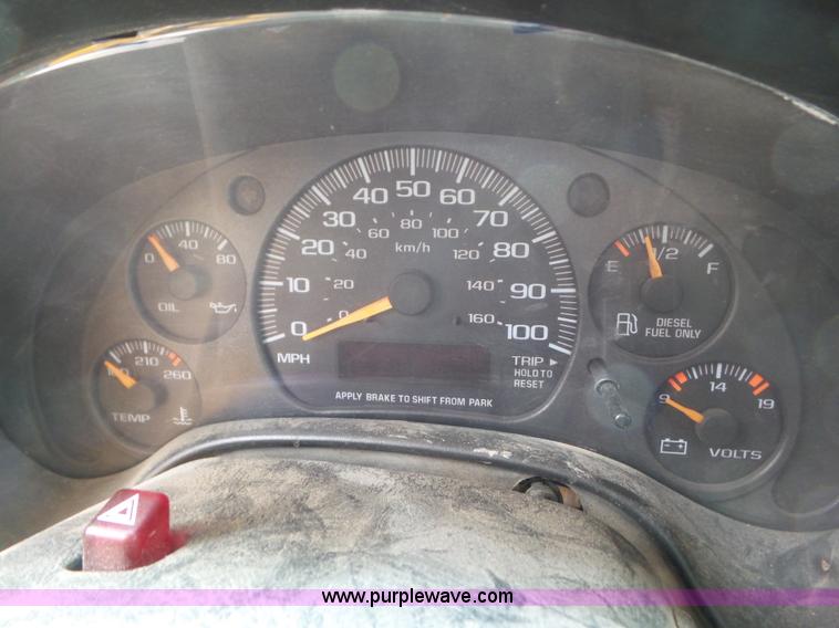 image for item CC9916 2002 Chevrolet Express G3500 bus