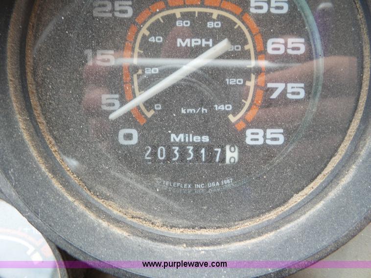 image for item CC9917 1992 Blue Bird bus