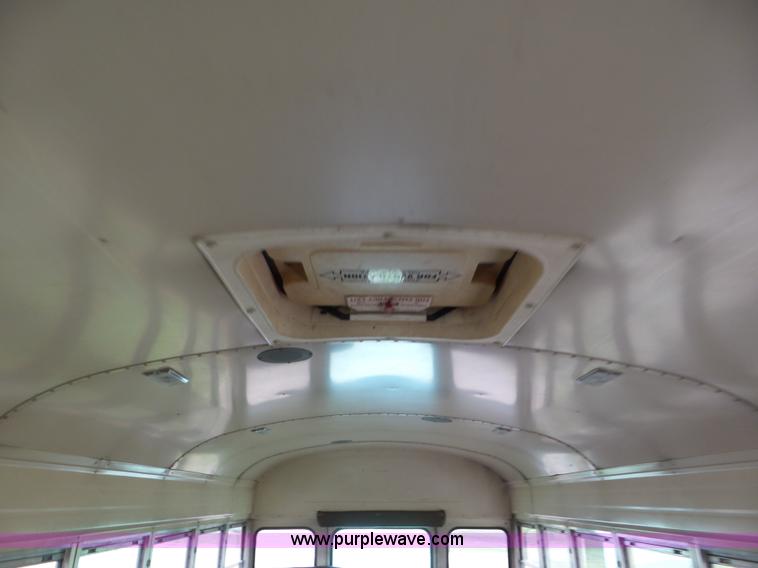 image for item CC9917 1992 Blue Bird bus