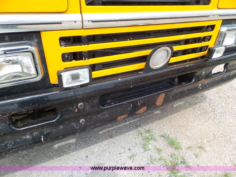 image for item CC9917 1992 Blue Bird bus