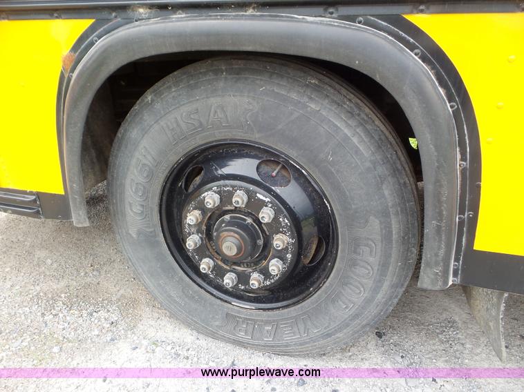 image for item CC9917 1992 Blue Bird bus