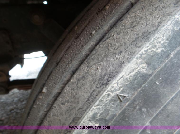 image for item CC9917 1992 Blue Bird bus