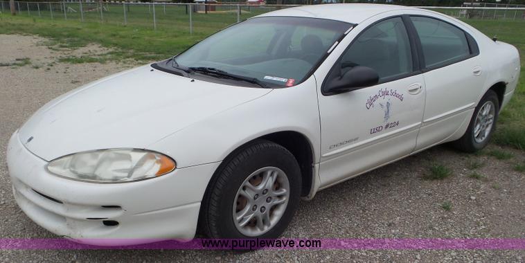 image for item CC9919 1999 Dodge Intrepid