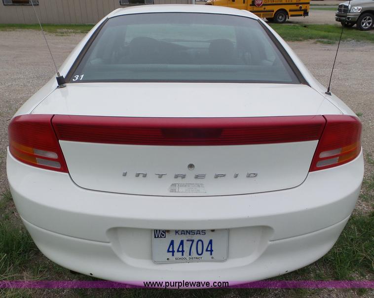 image for item CC9919 1999 Dodge Intrepid