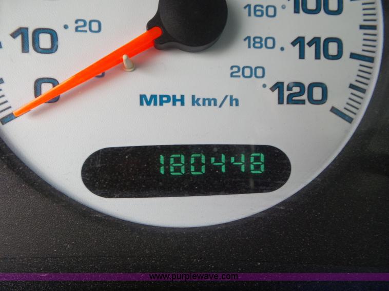 image for item CC9919 1999 Dodge Intrepid