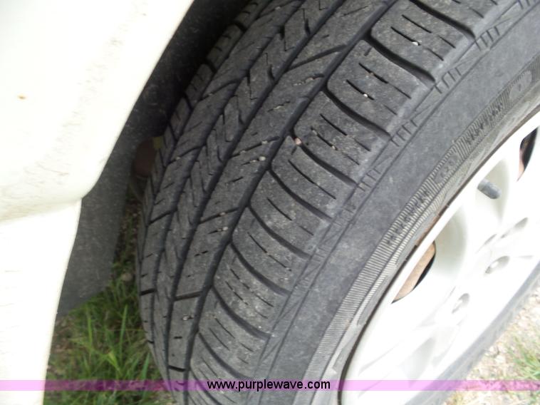 image for item CC9919 1999 Dodge Intrepid