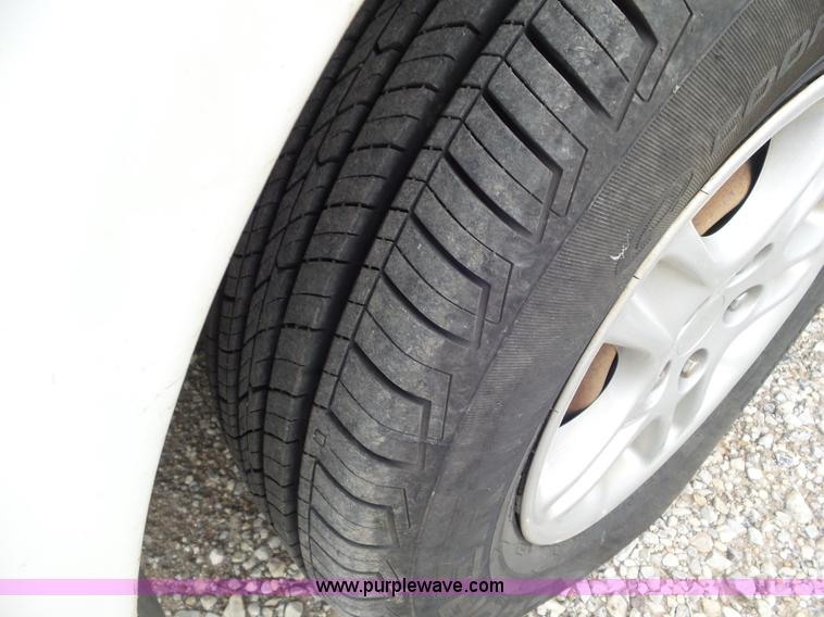 image for item CC9919 1999 Dodge Intrepid