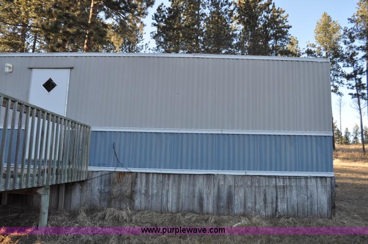 image for item G7241 1998 Pioneer manufactured home