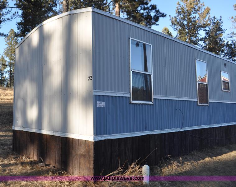 image for item G7241 1998 Pioneer manufactured home