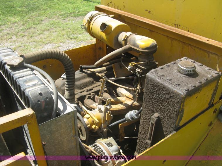 image for item J2771 Versatile Bronco wheel loader