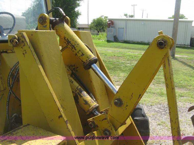 image for item J2771 Versatile Bronco wheel loader