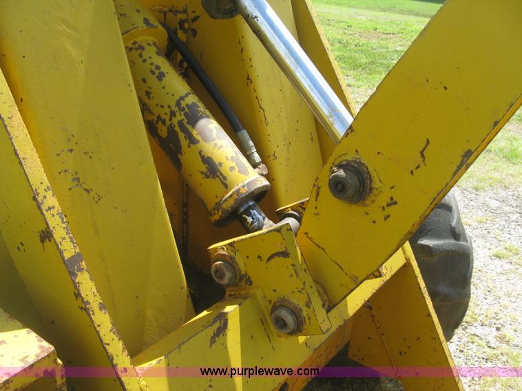 image for item J2771 Versatile Bronco wheel loader