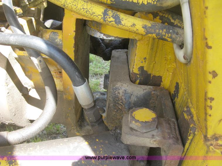 image for item J2771 Versatile Bronco wheel loader