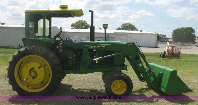 image for item J2772 John Deere 3010 tractor