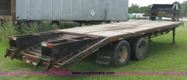image for item J2775 2003 Parker Performance equipment trailer