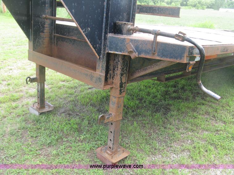 image for item J2775 2003 Parker Performance equipment trailer