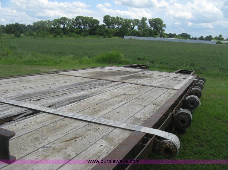 image for item J2775 2003 Parker Performance equipment trailer