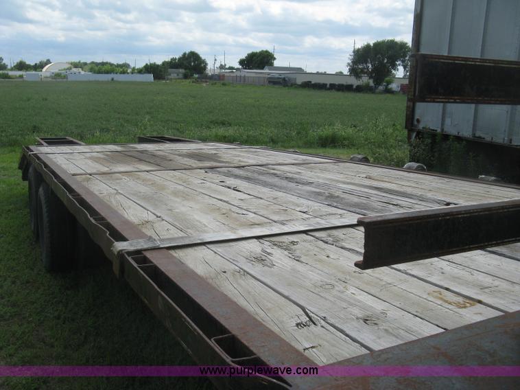 image for item J2775 2003 Parker Performance equipment trailer