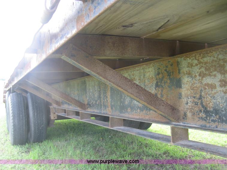 image for item J2775 2003 Parker Performance equipment trailer