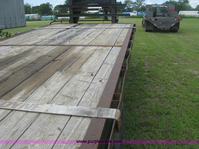 image for item J2775 2003 Parker Performance equipment trailer