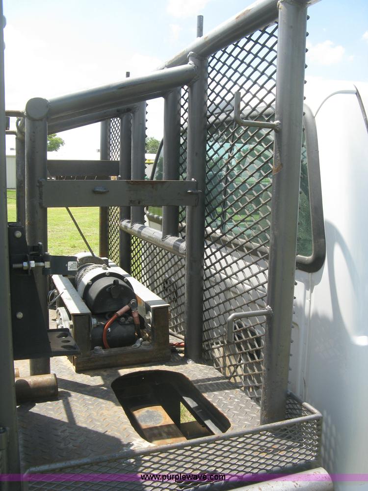 image for item J2776 2007 Ford F450 Super Duty XL flatbed truck