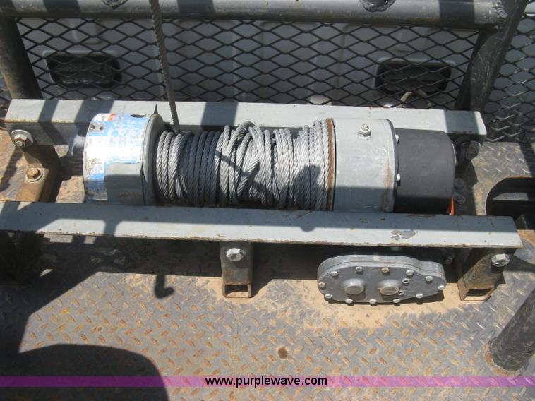 image for item J2776 2007 Ford F450 Super Duty XL flatbed truck