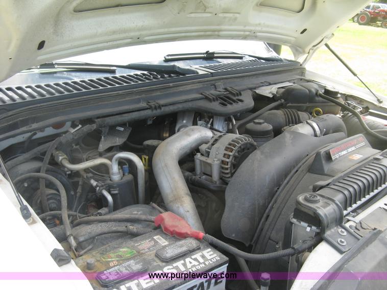 image for item J2776 2007 Ford F450 Super Duty XL flatbed truck