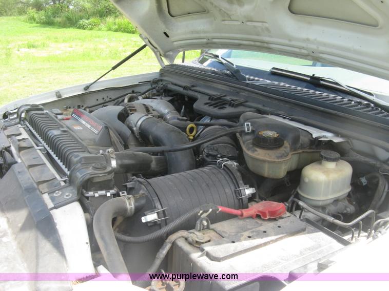 image for item J2776 2007 Ford F450 Super Duty XL flatbed truck