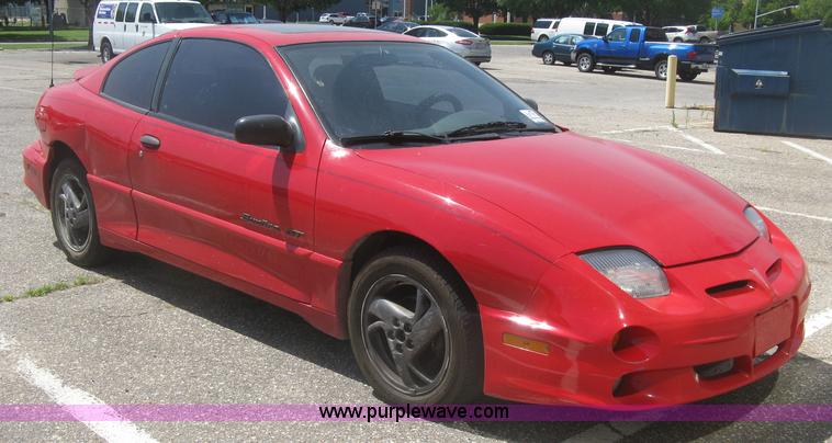 image for item J2777 2001 Pontiac Sunfire GT