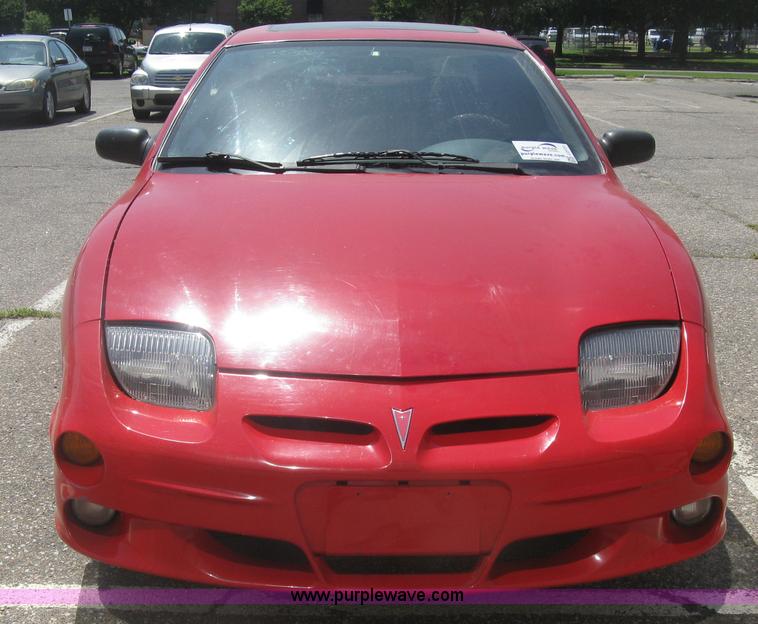 image for item J2777 2001 Pontiac Sunfire GT