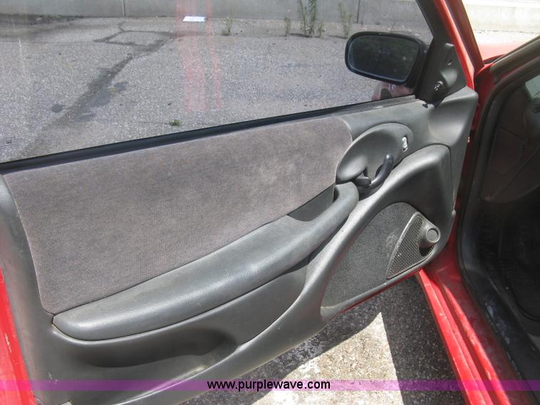 image for item J2777 2001 Pontiac Sunfire GT