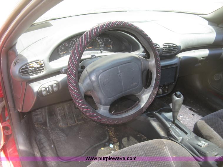 image for item J2777 2001 Pontiac Sunfire GT