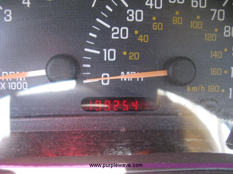 image for item J2777 2001 Pontiac Sunfire GT