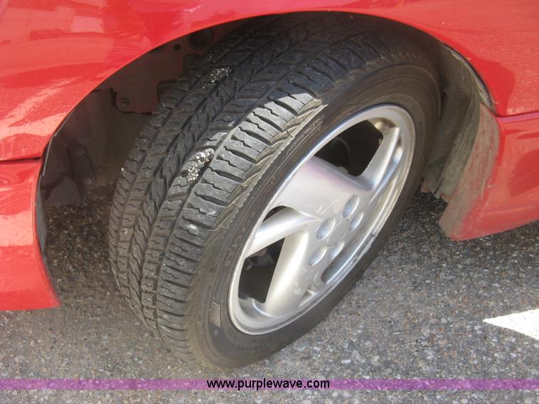 image for item J2777 2001 Pontiac Sunfire GT