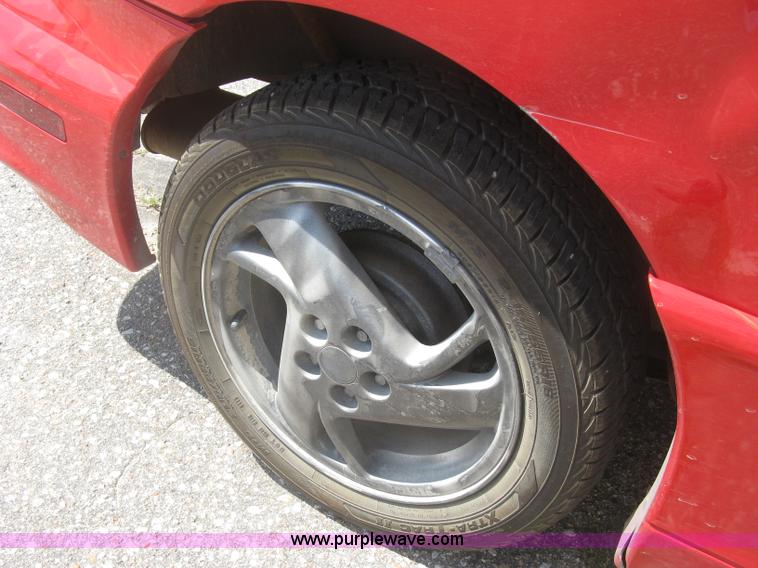 image for item J2777 2001 Pontiac Sunfire GT