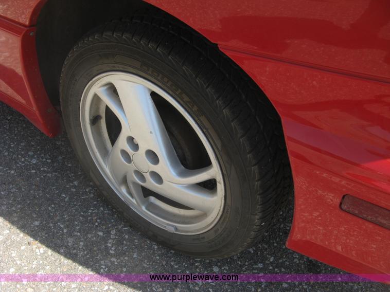 image for item J2777 2001 Pontiac Sunfire GT